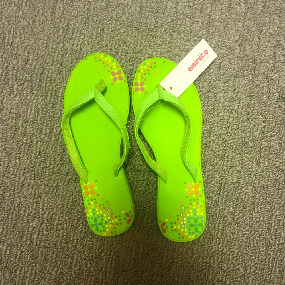 Womens flip-flops